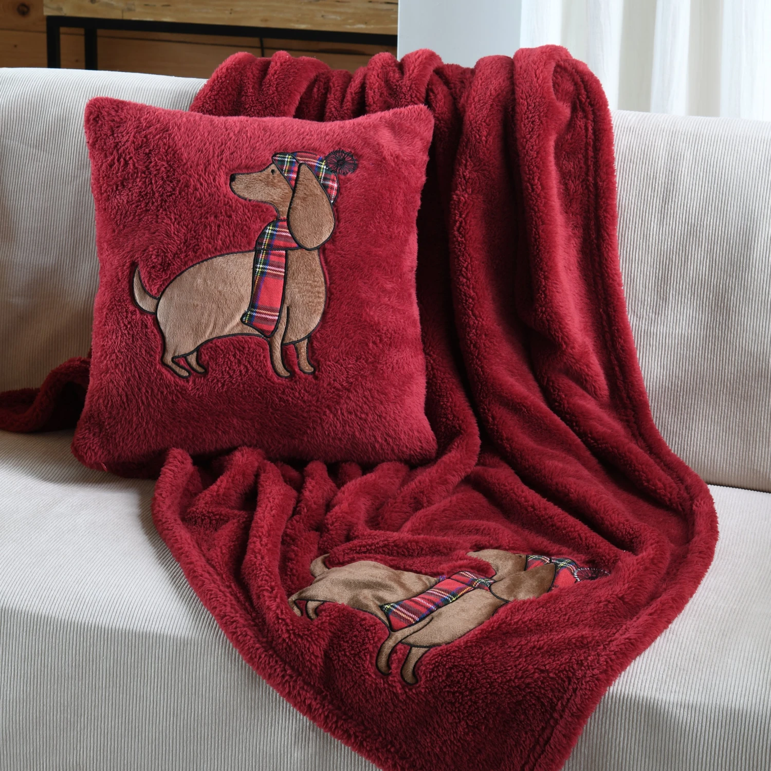 Coussin De Noël Carré (45 Cm) Douillet Rouge 5 Coussin De Noël Carré (45 Cm) Douillet Rouge – Image 3