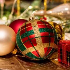 Lot De 12 Boules De Noël (D80 Mm) Kity Rouge -Village de Noel lot de 12 boules de no l d80 mm kity rouge 116239 1657547349