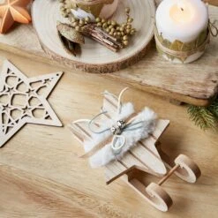 Lot De 2 étoiles De Noël à Suspendre Vega Naturel -Village de Noel lot de 2 toiles de no l suspendre vega naturel 115543 1691158104