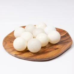 Lot De 30 Boules De Noël Assorties Alpine Blanc Laine -Village de Noel lot de 30 boules de no l assorties alpine blanc laine 25491 1647962517