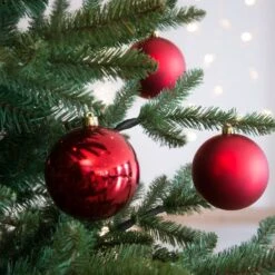 Lot De 4 Boules De Noël (D100 Mm) Alpine Rouge -Village de Noel lot de 4 boules de no l d100 mm alpine rouge 25332 1659340454