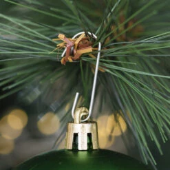 Lot De 20 Boules De Noël Assorties New Alpine Vert Sapin -Village de Noel newalpine vert attache 686 1