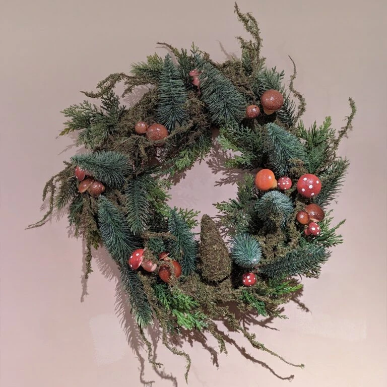 Village de Noel -Village de Noel couronne de no l champignons d40 cm 129171 1692713483 768x768 1